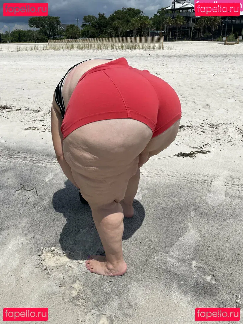 hourglassleigh Onlyfans Photo Gallery 