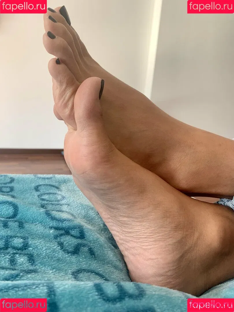 princess_enola Onlyfans Photo Gallery 
