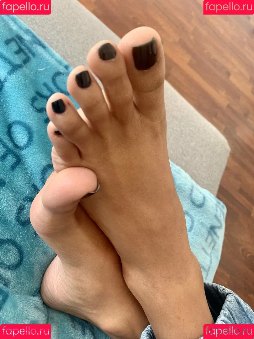princess_enola Onlyfans Photo Gallery 