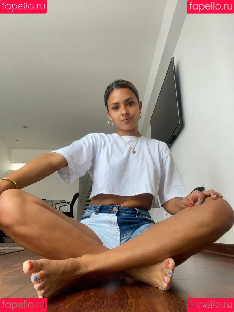 princess_enola Onlyfans Photo Gallery 