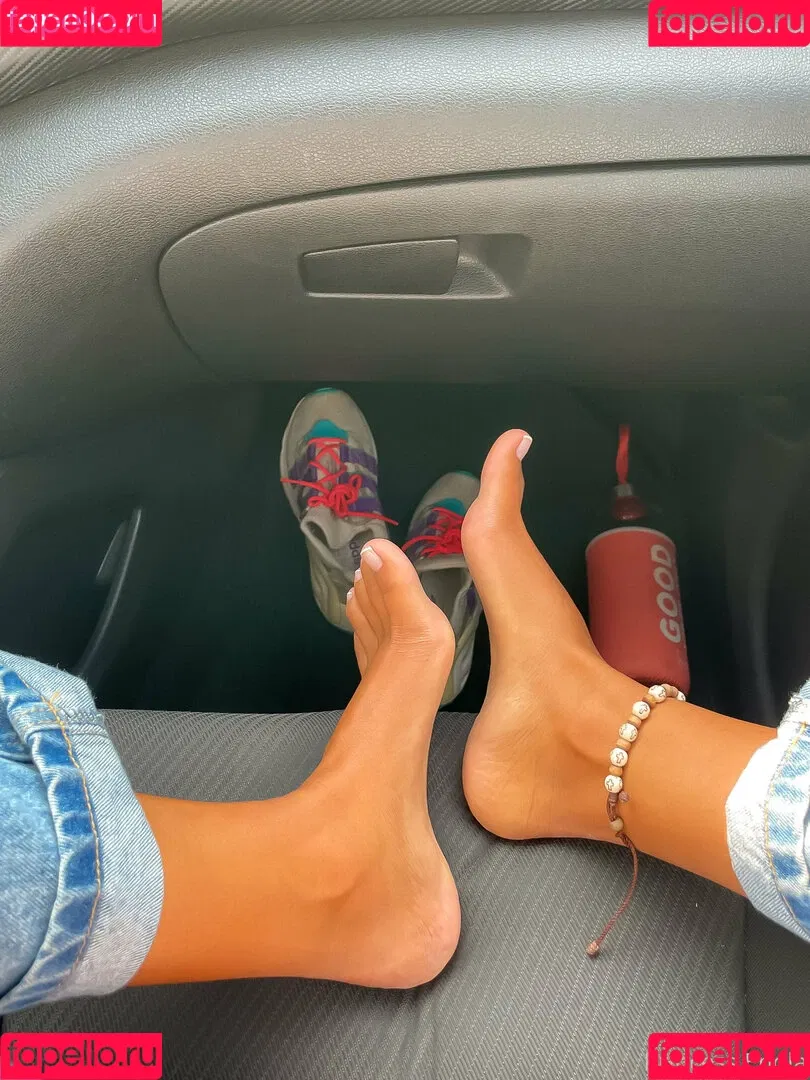 princess_enola Onlyfans Photo Gallery 