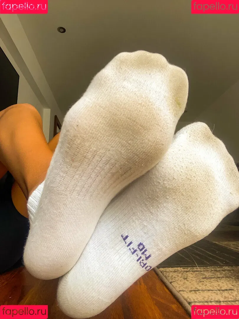 princess_enola Onlyfans Photo Gallery 