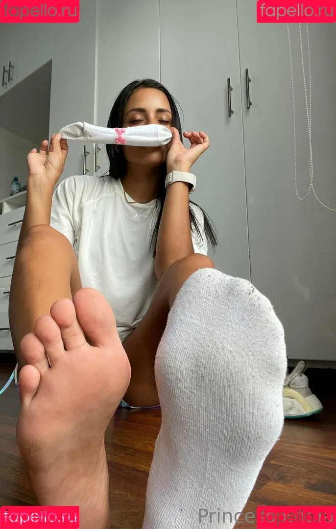 princess_enola Onlyfans Photo Gallery 