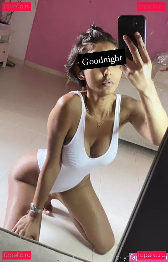 tsnargesa Onlyfans Photo Gallery 