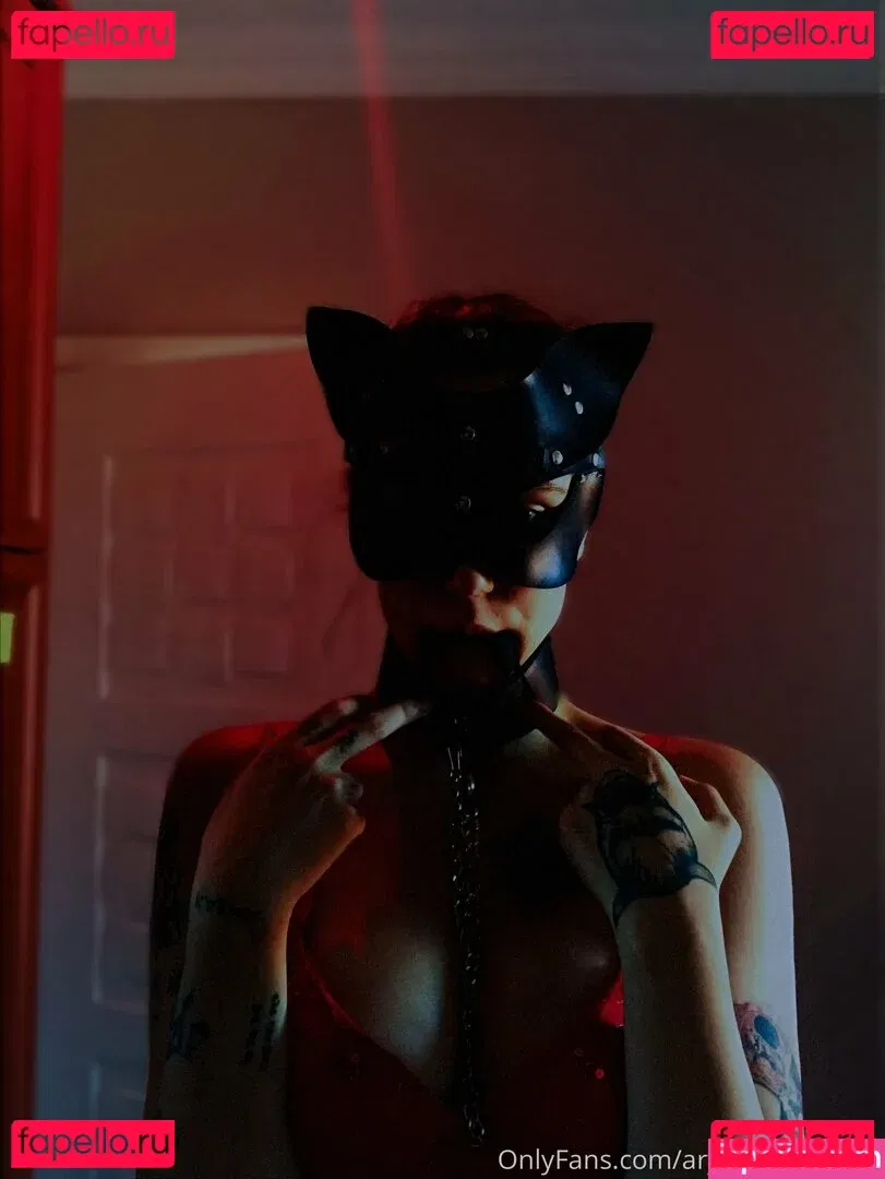 aryathemachine Onlyfans Photo Gallery 