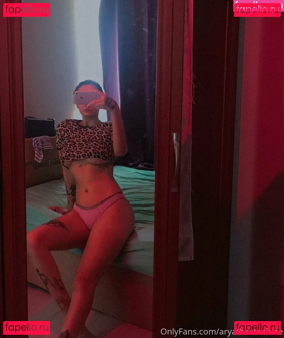 aryathemachine Onlyfans Photo Gallery 