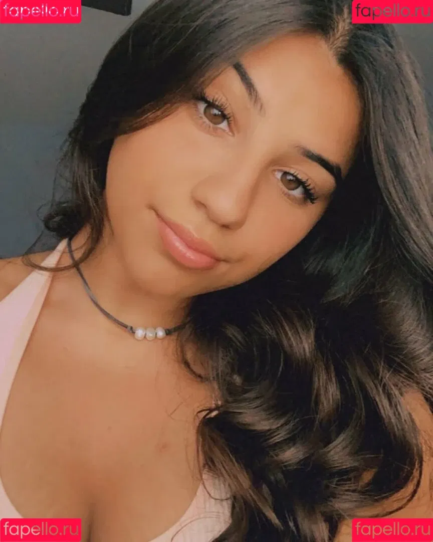 Emma P Onlyfans Photo Gallery 