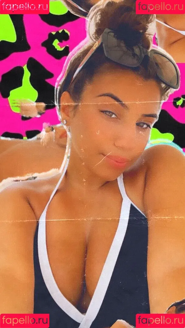 Emma P Onlyfans Photo Gallery 