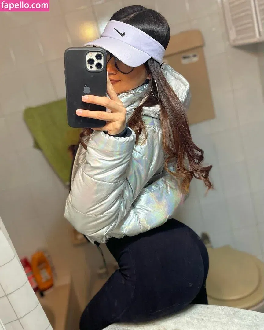 Seleneitor Onlyfans Photo Gallery 