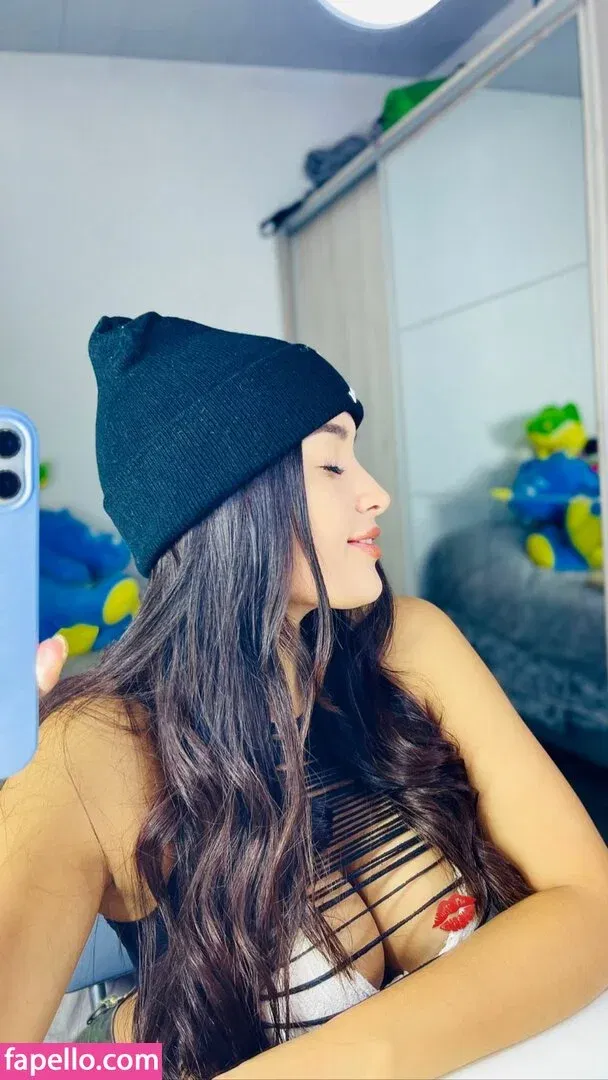 Seleneitor Onlyfans Photo Gallery 