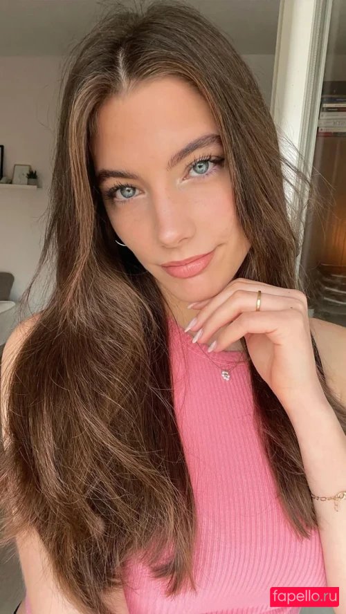Lea Chloé Nude Onlyfans Photo 14