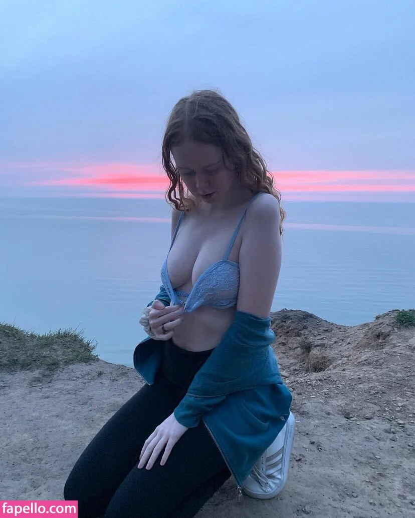 Cherrylovebombb Onlyfans Photo Gallery 