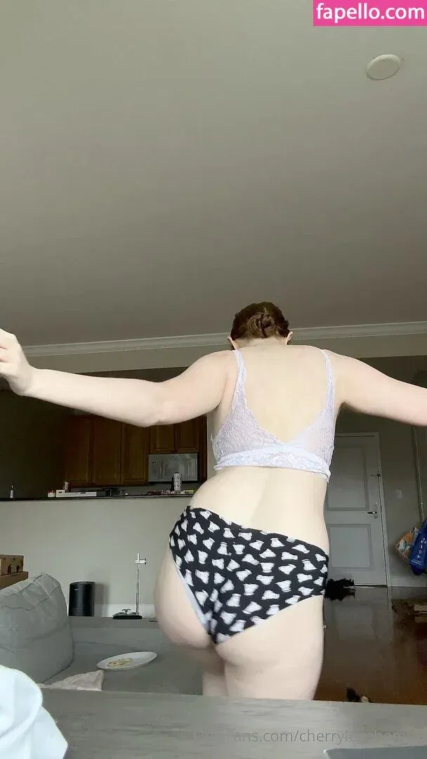 Cherrylovebombb Onlyfans Photo Gallery 