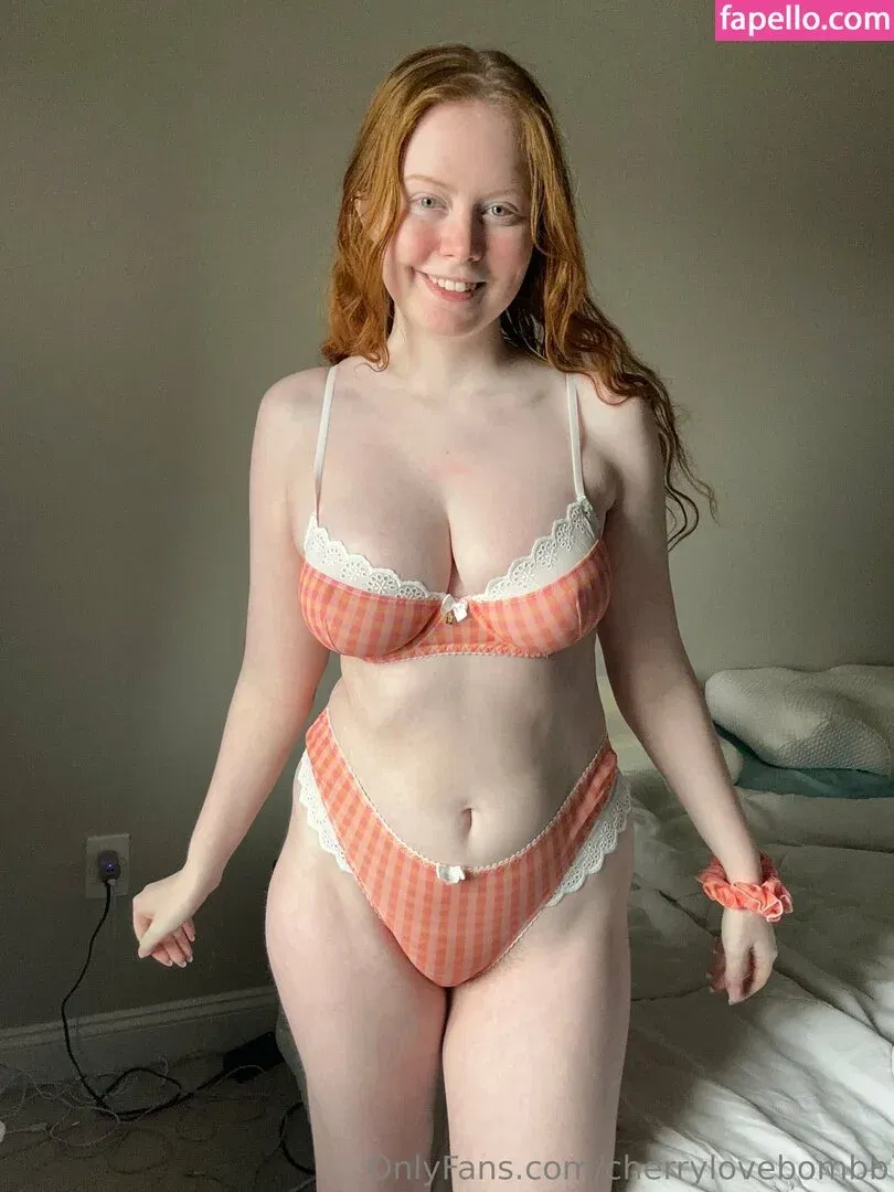 Cherrylovebombb Onlyfans Photo Gallery 