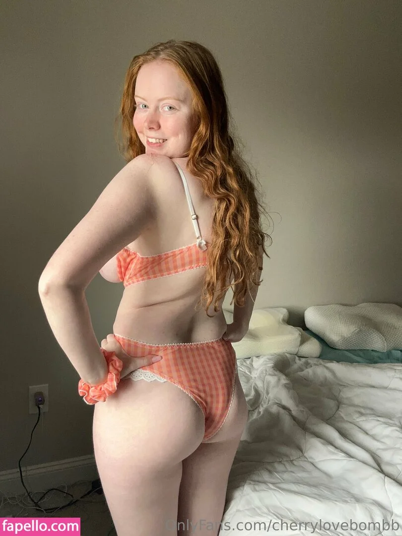 Cherrylovebombb Onlyfans Photo Gallery 