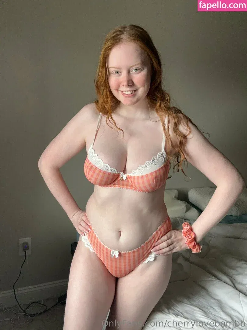 Cherrylovebombb Onlyfans Photo Gallery 