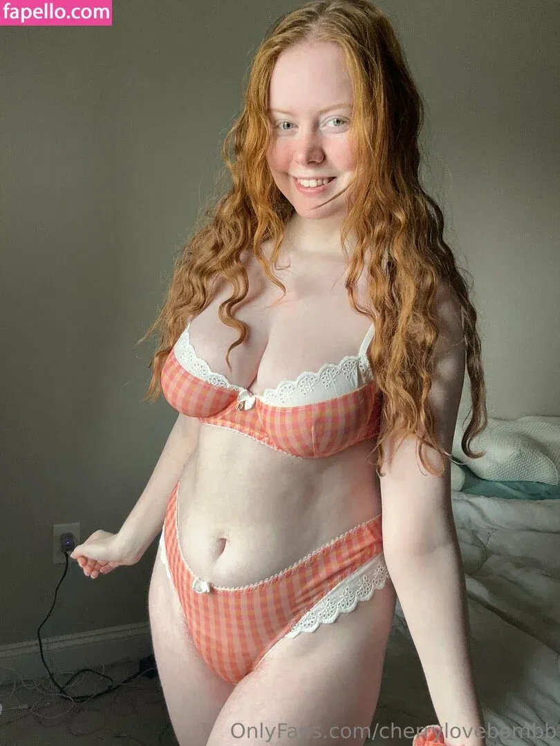 Cherrylovebombb Onlyfans Photo Gallery 