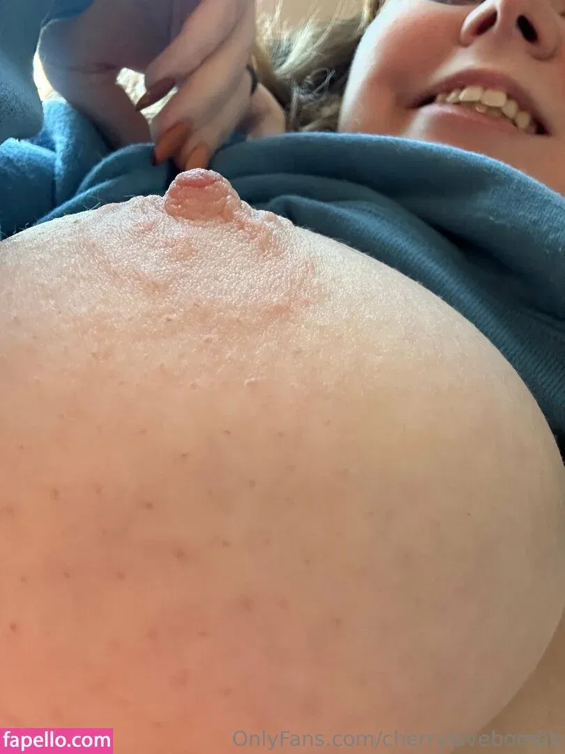 Cherrylovebombb Onlyfans Photo Gallery 