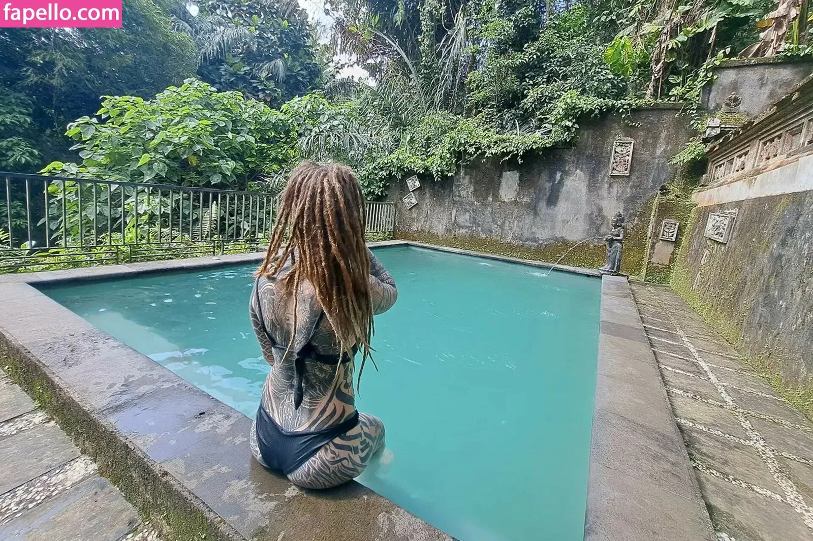 zopferl Onlyfans Photo Gallery 