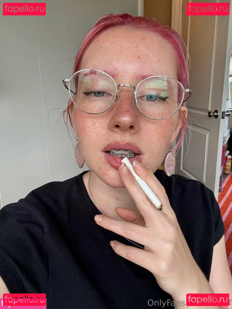 Luvliii Onlyfans Photo Gallery 