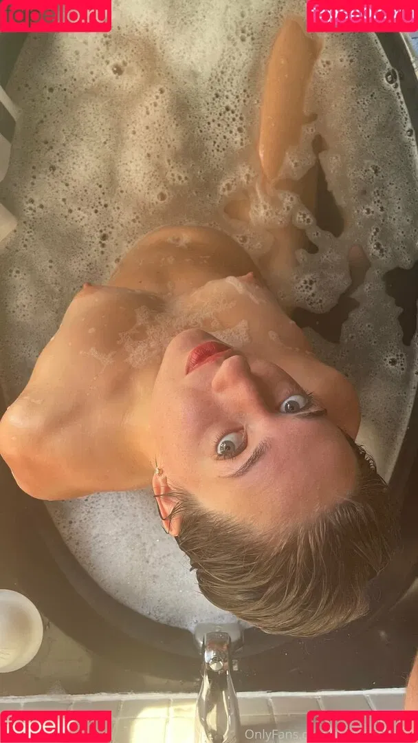lunathenoodle Onlyfans Photo Gallery 