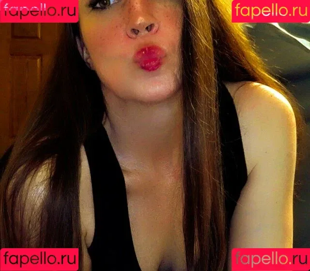 Molly Nova Onlyfans Photo Gallery 