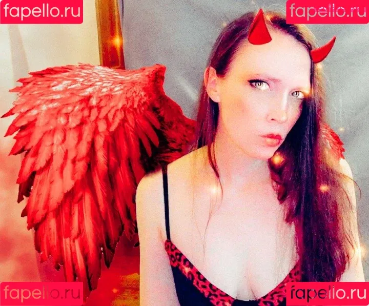 Molly Nova Onlyfans Photo Gallery 