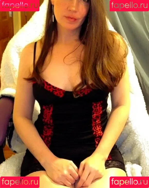Molly Nova Onlyfans Photo Gallery 
