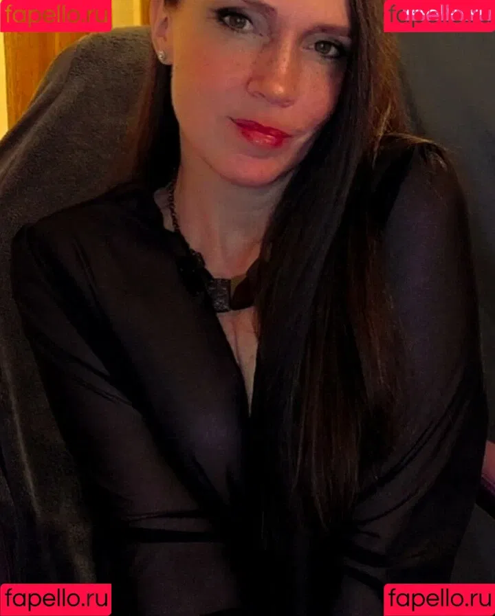 Molly Nova Onlyfans Photo Gallery 
