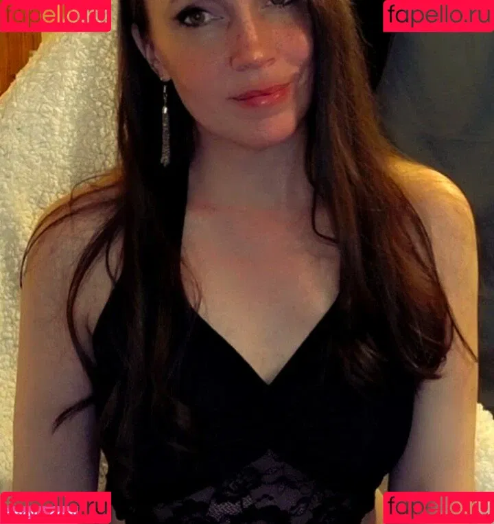 Molly Nova Onlyfans Photo Gallery 