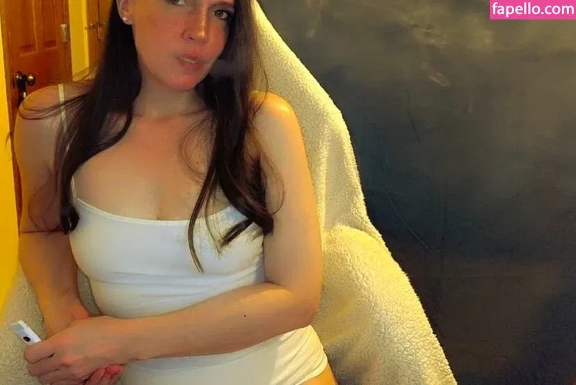 Molly Nova Onlyfans Photo Gallery 