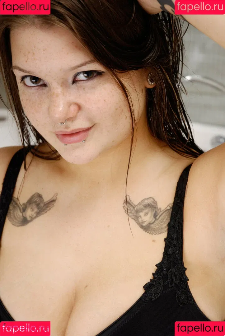 clioariane Onlyfans Photo Gallery 