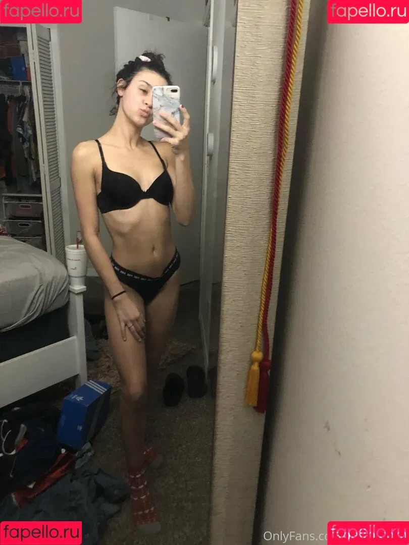 rocketkylie Onlyfans Photo Gallery 