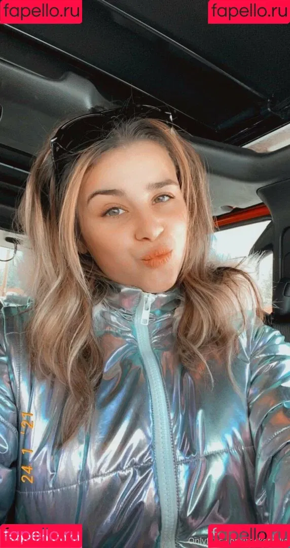 rocketkylie Onlyfans Photo Gallery 