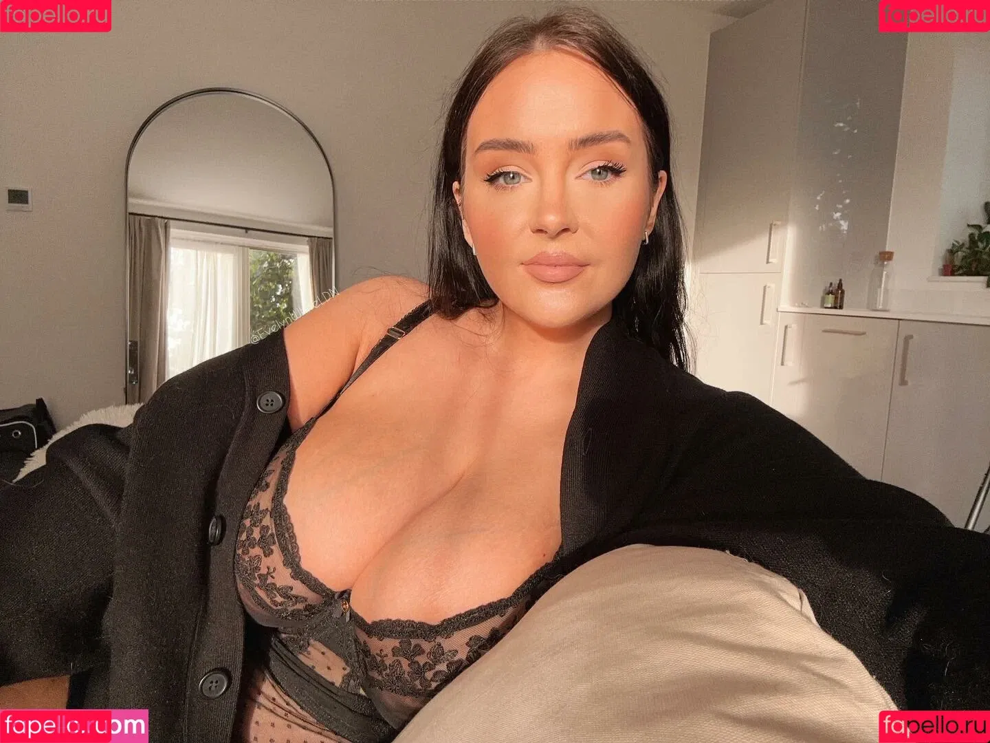 Evelyn White Onlyfans Photo Gallery 