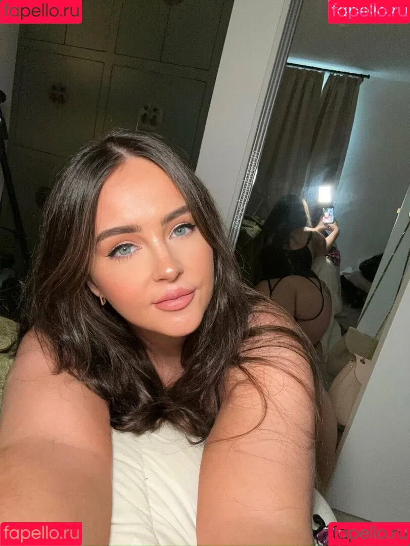 Evelyn White Onlyfans Photo Gallery 
