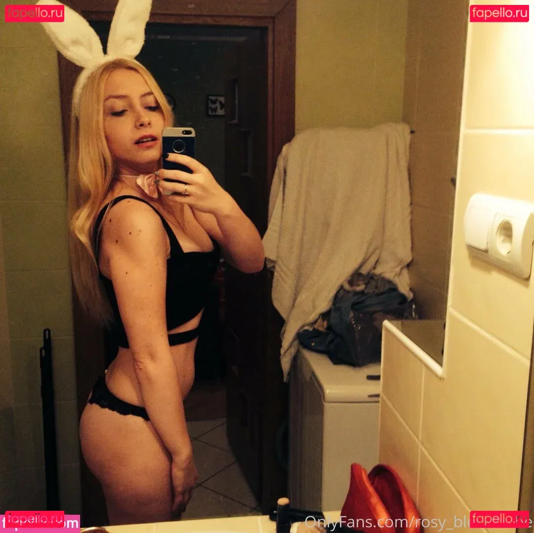 rosy_blondbabe Onlyfans Photo Gallery 