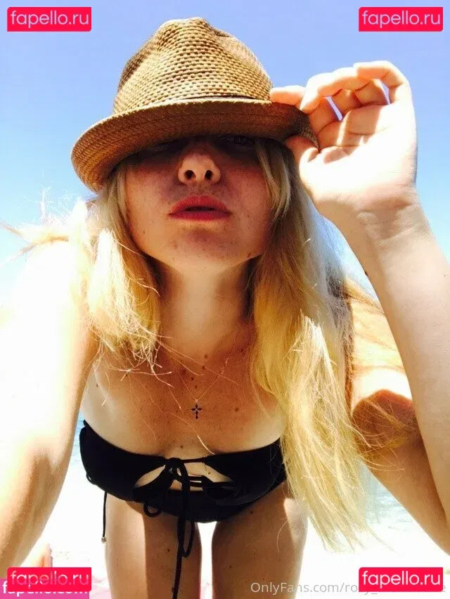 rosy_blondbabe Onlyfans Photo Gallery 