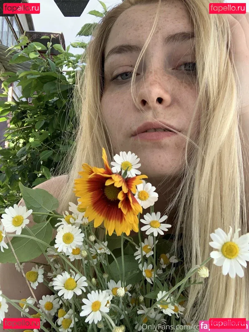 rosy_blondbabe Onlyfans Photo Gallery 