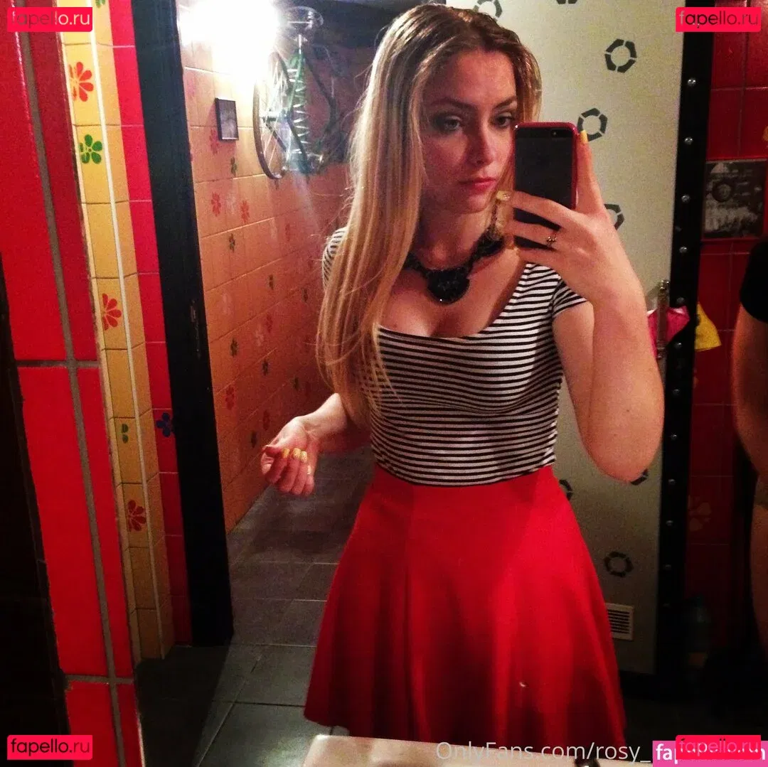 rosy_blondbabe Onlyfans Photo Gallery 