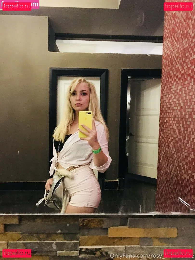 rosy_blondbabe Onlyfans Photo Gallery 