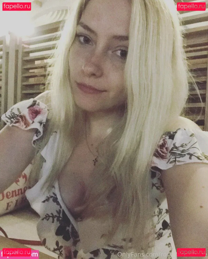 rosy_blondbabe Onlyfans Photo Gallery 