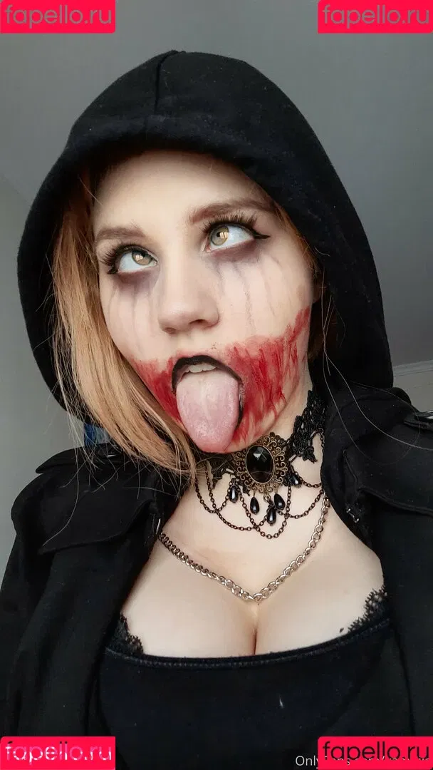 vampiie Onlyfans Photo Gallery 