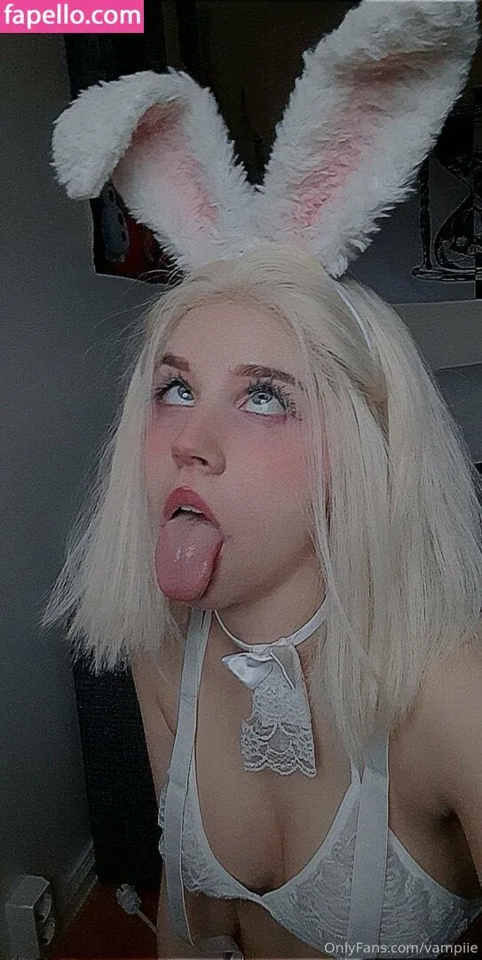 vampiie Onlyfans Photo Gallery 