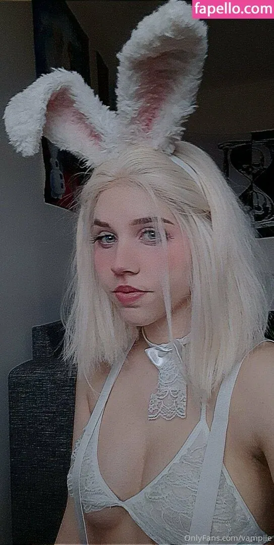 vampiie Onlyfans Photo Gallery 