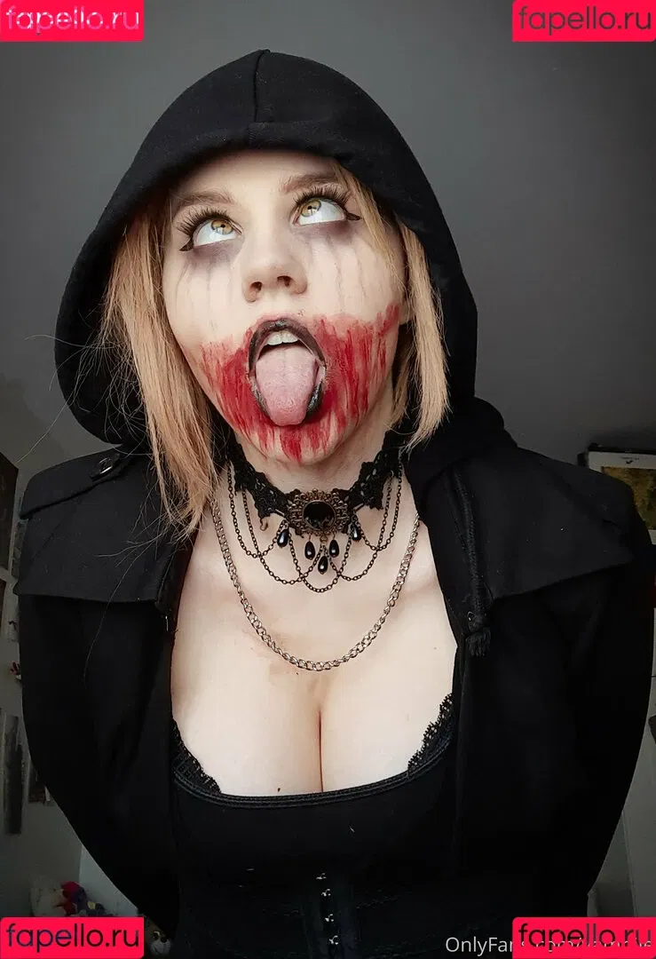 vampiie Onlyfans Photo Gallery 