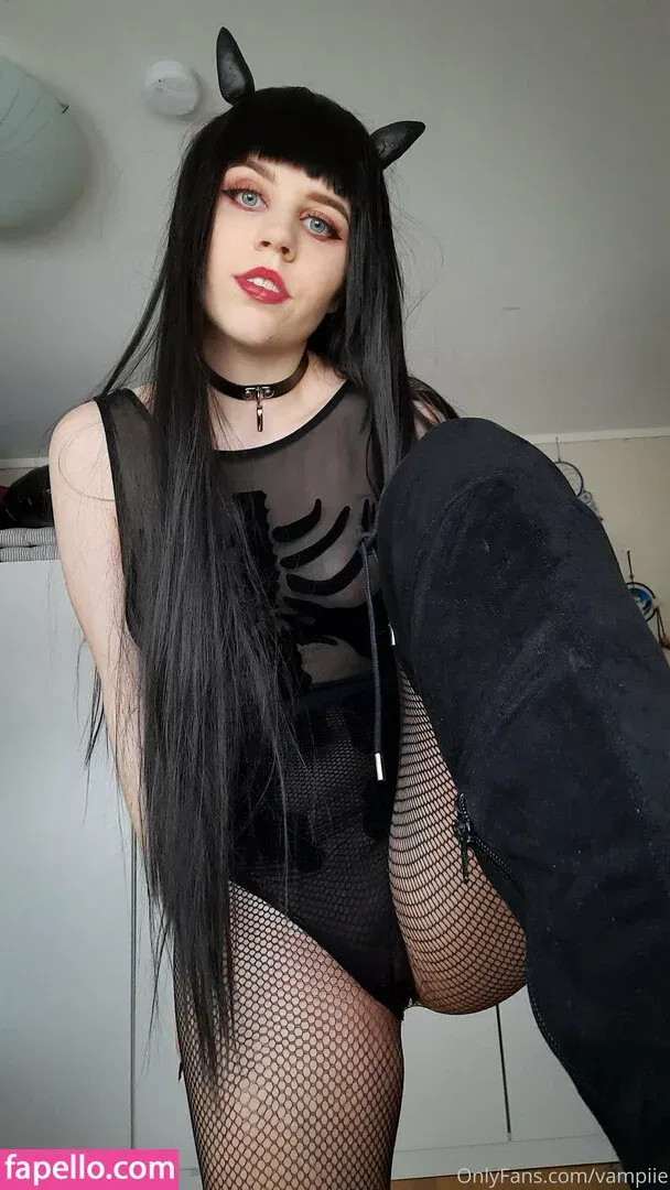 vampiie Onlyfans Photo Gallery 