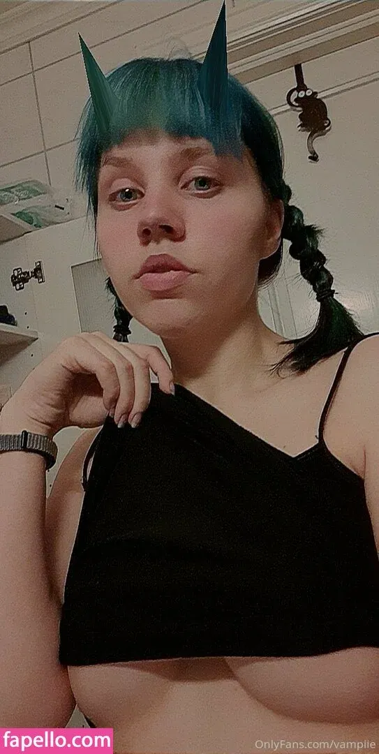 vampiie Onlyfans Photo Gallery 