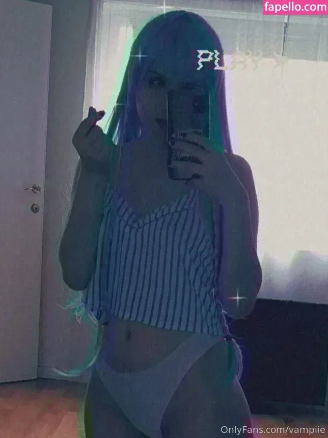 vampiie Onlyfans Photo Gallery 