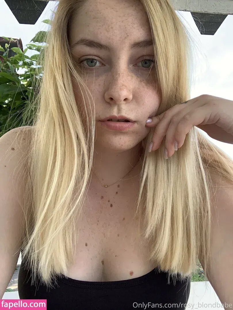 rosy_blondbabe Onlyfans Photo Gallery 